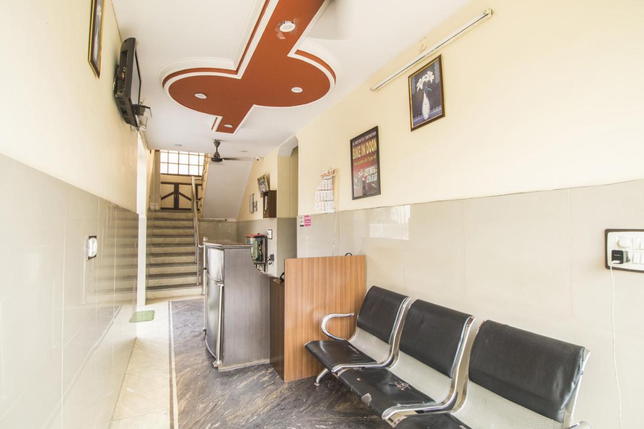 Hotel Bajaj Inn Dehradun Exterior photo