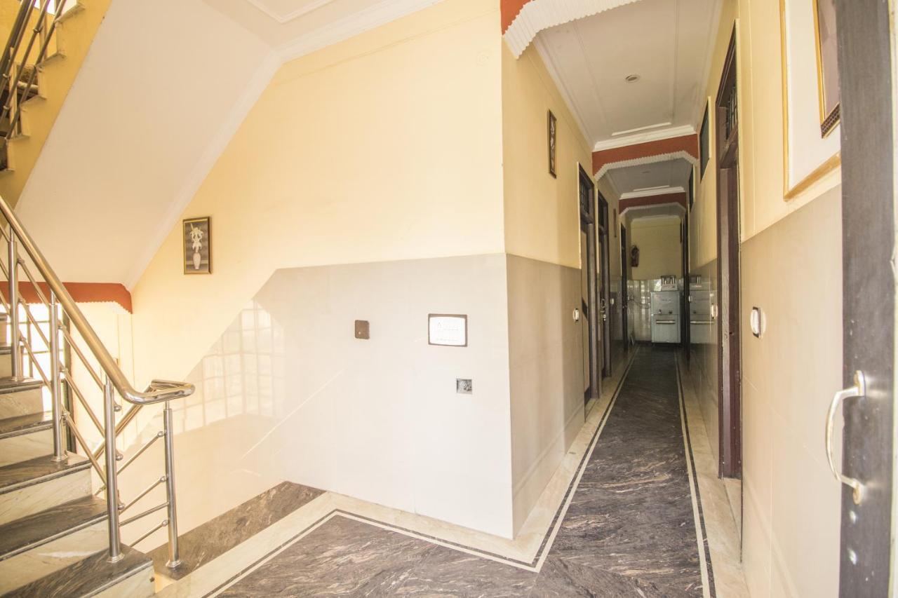 Hotel Bajaj Inn Dehradun Exterior photo
